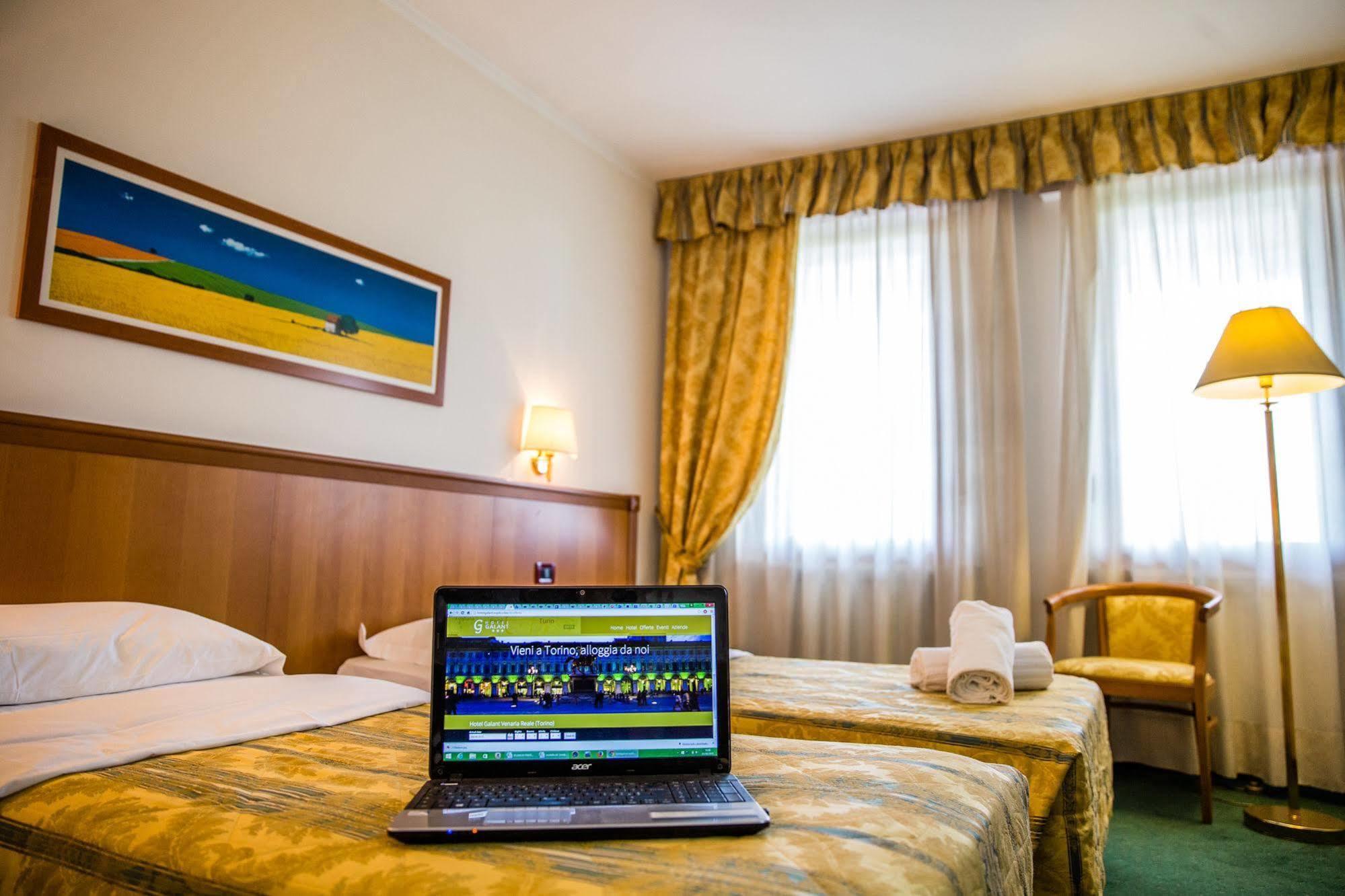 Hotel Galant فيناريا ريالي المظهر الخارجي الصورة